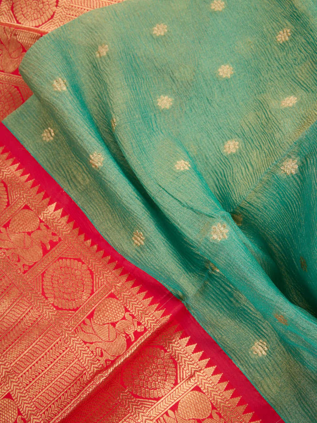 Pure Handloom Crushed Silk with Luxe Kanchipuram Weaving Border