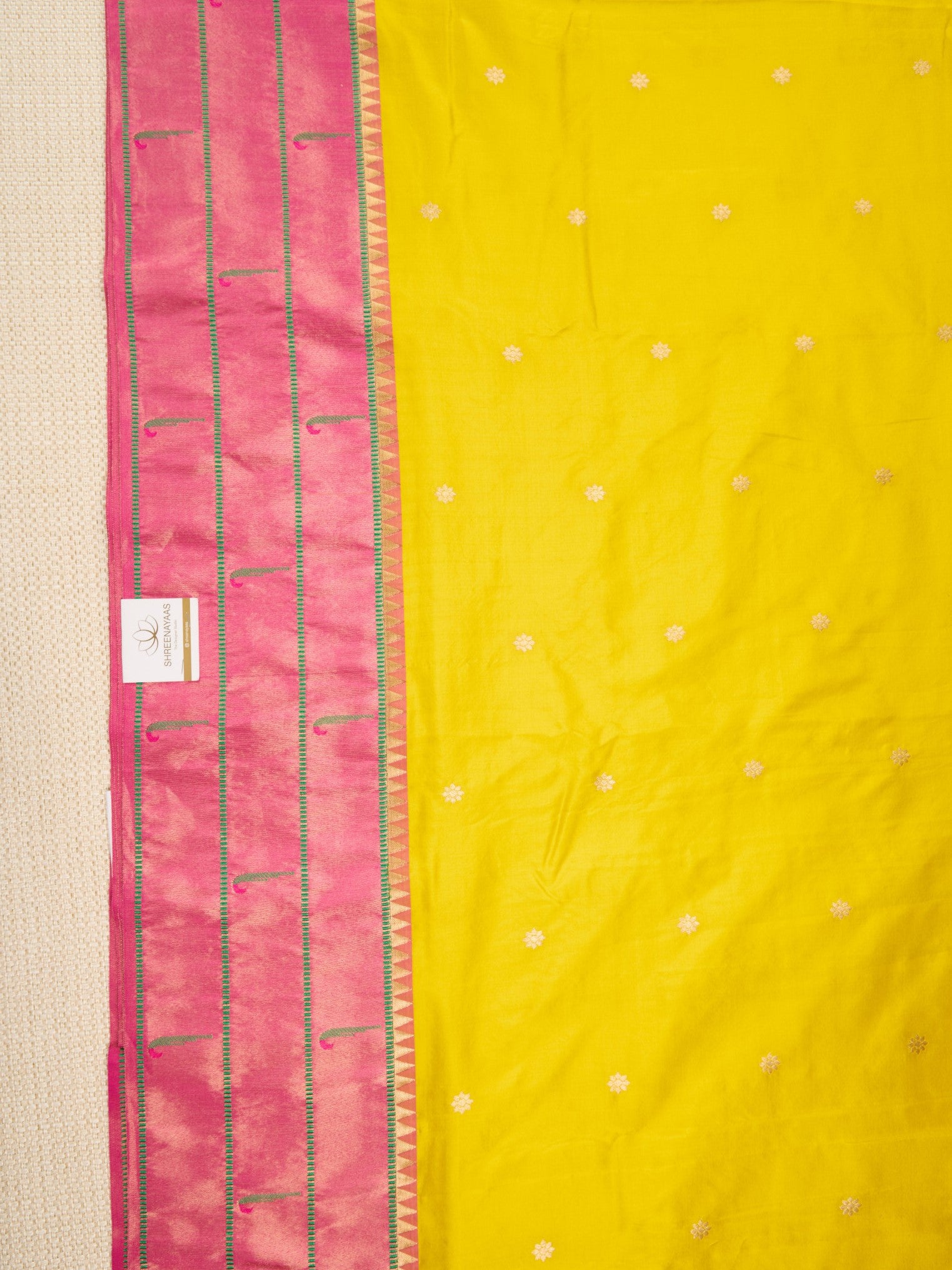 Pure Handloom Silk with Heritage Paithani Muniya Border