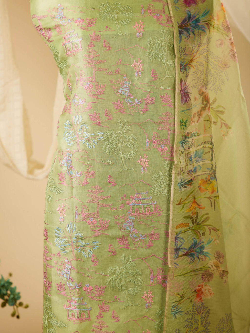 Pure Varanasi Weave Organza Top with Beautiful Threadwork, Paired with Glass Cotton Bottom & Pure Noil Silk Digital Print Dupatta