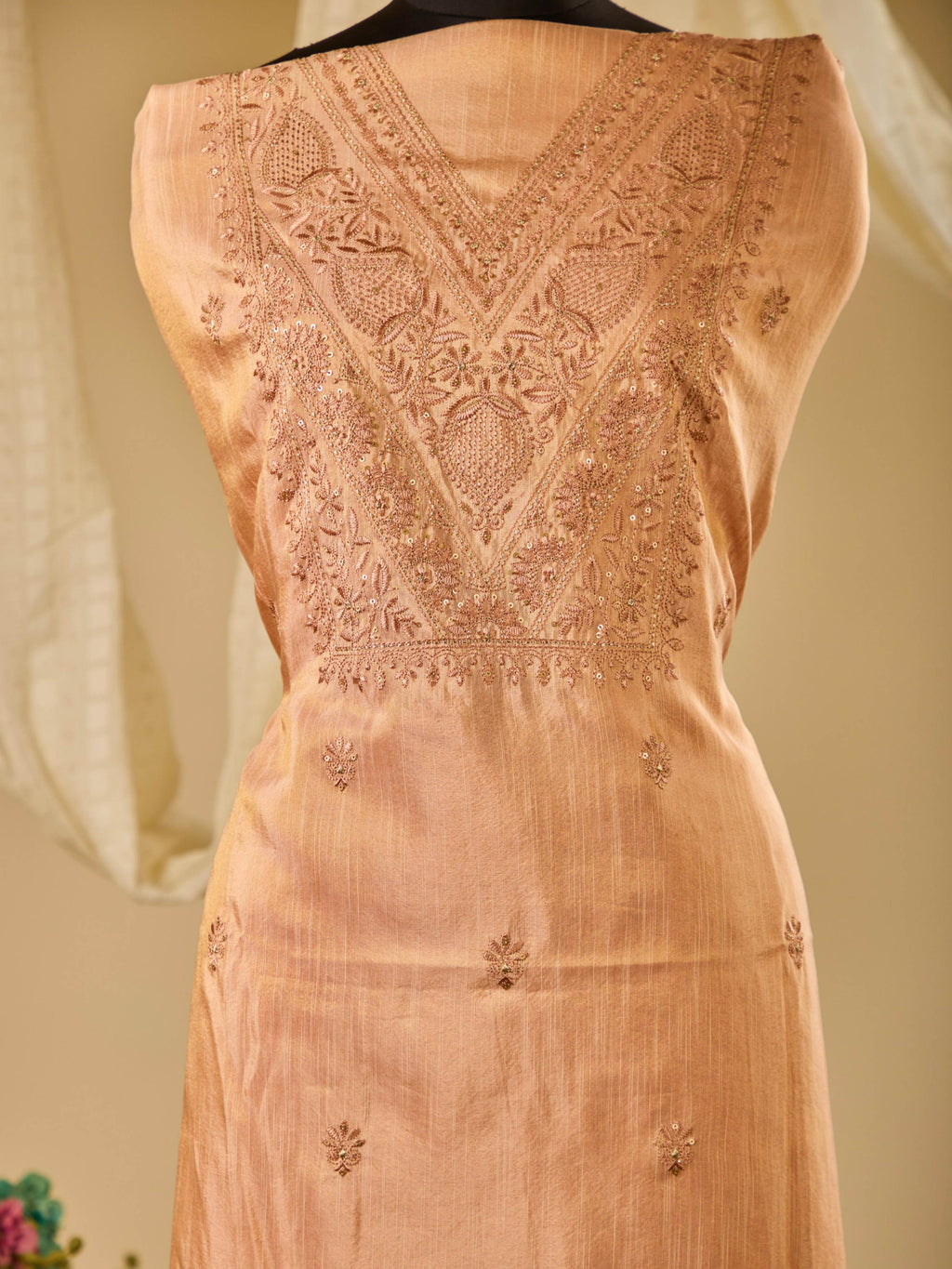 Tissue Linen Top with Embroidery, Paired with Plain Tissue Linen Bottom